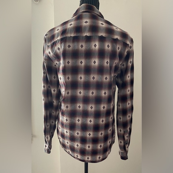 Forever 21 Men Diamond Print Button Up Shirt Size Xs - Picture 3 of 9